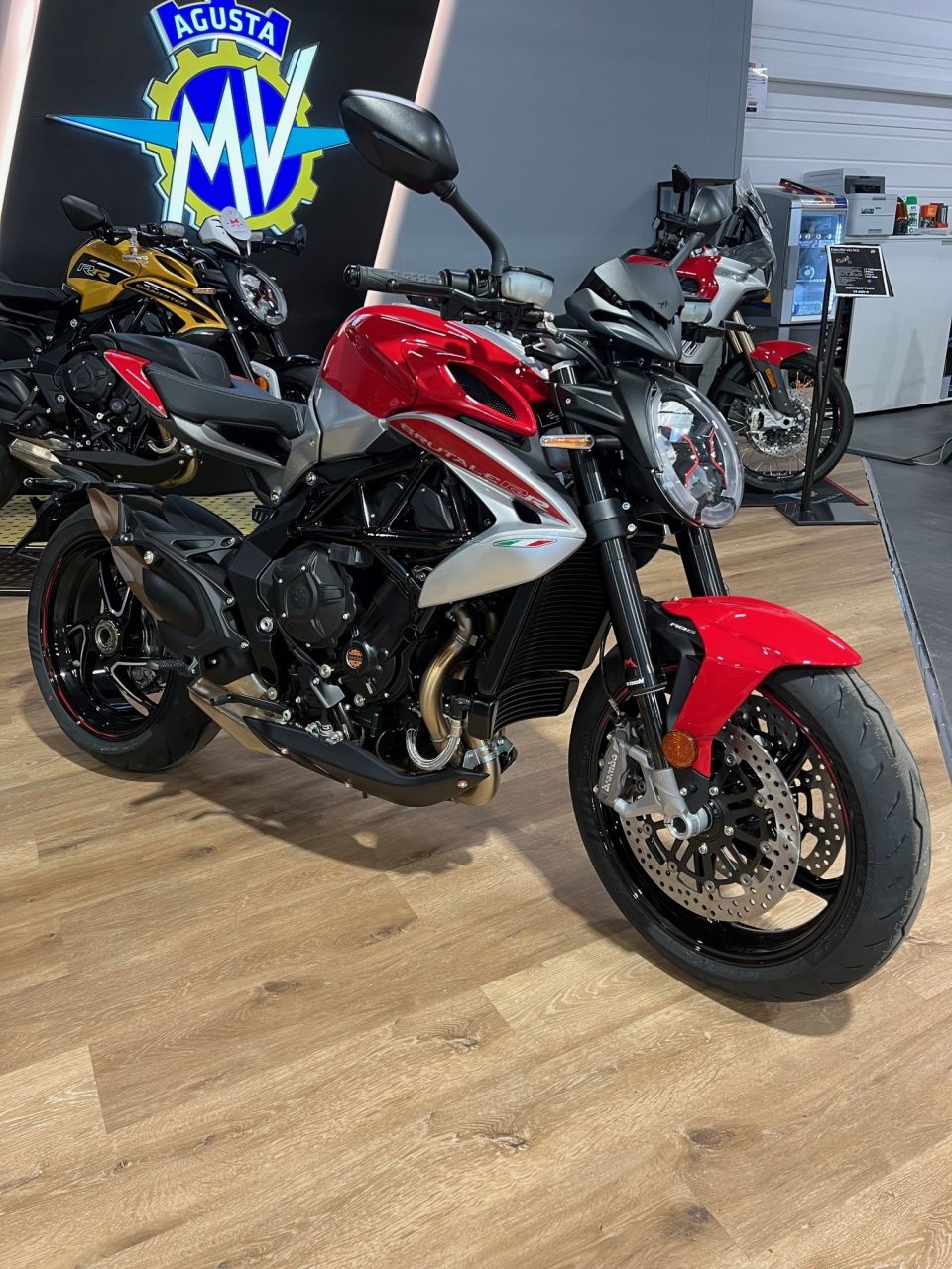 MV AGUSTA BRUTALE 800 RR 0