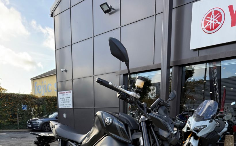 YAMAHA MT-09 35KW 3