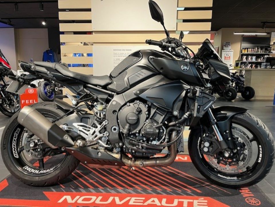 YAMAHA MT-10 1
