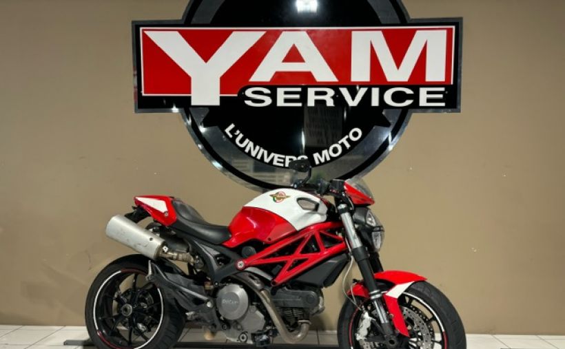 DUCATI 796 MONSTER 1