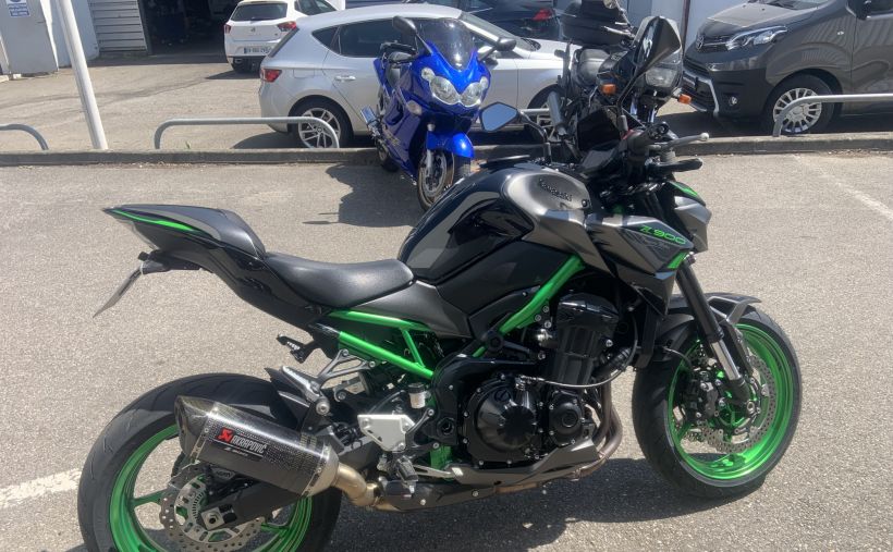 KAWASAKI Z900 E 3