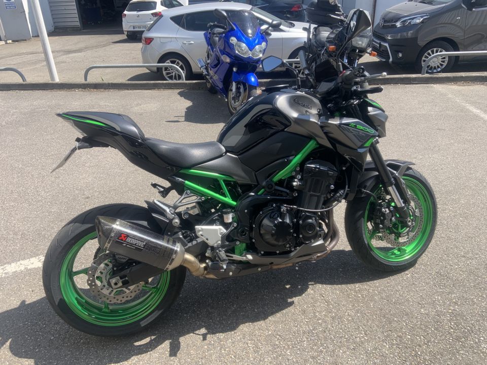 KAWASAKI Z900 E 9