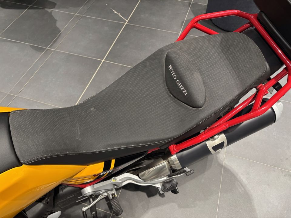 MOTO GUZZI V85 TT 850 15