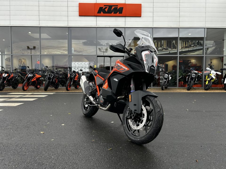 KTM 1290 SUPER ADVENTURE S 13