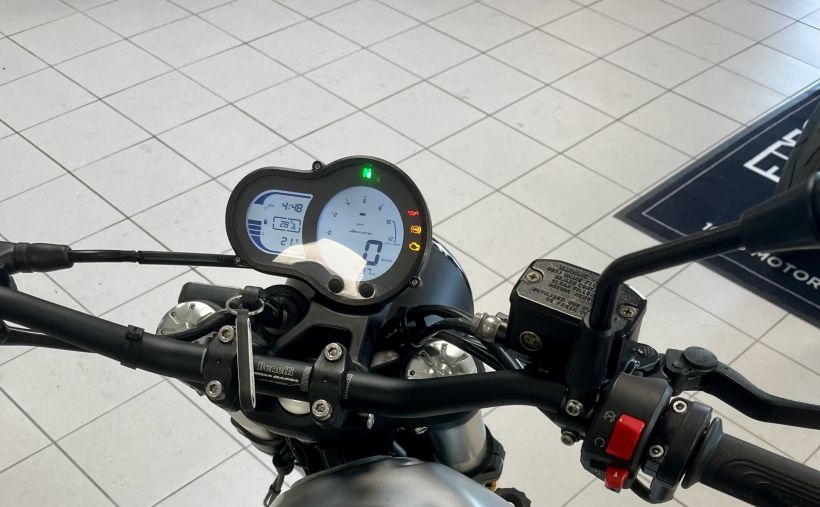 BENELLI LEONCINO 500 4