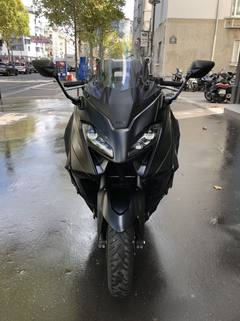 YAMAHA XP T-MAX 560 35