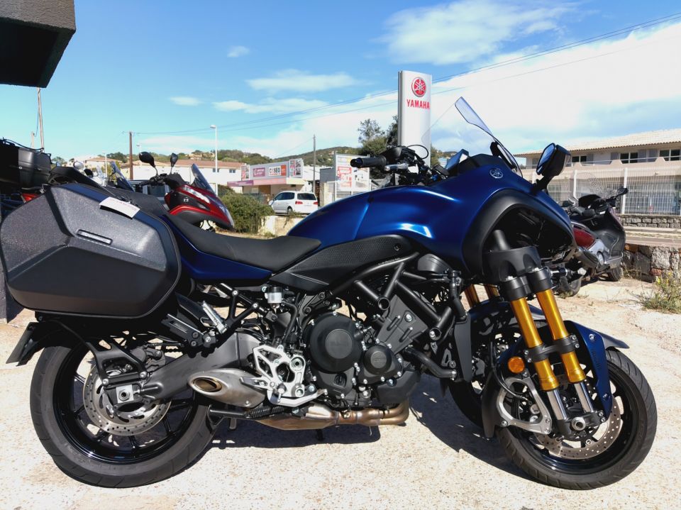 YAMAHA NIKEN 850 GT 1