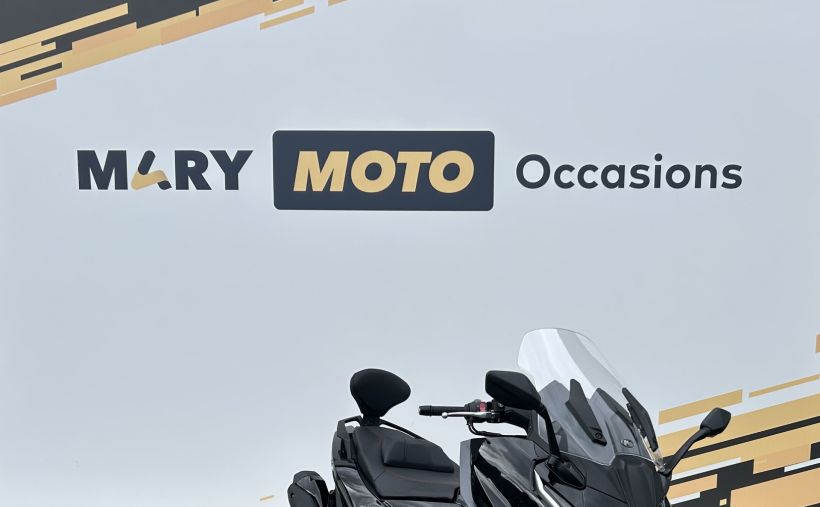 KYMCO AK 550 3