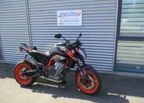 KTM 890 DUKE R - 2023