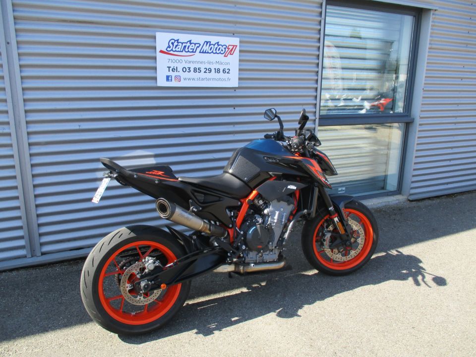 KTM 890 DUKE R 3