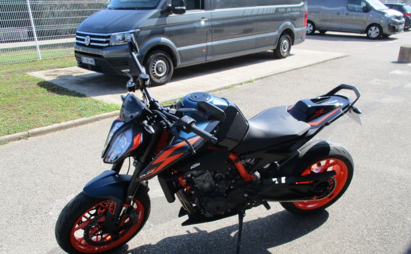 KTM 890 DUKE R 3