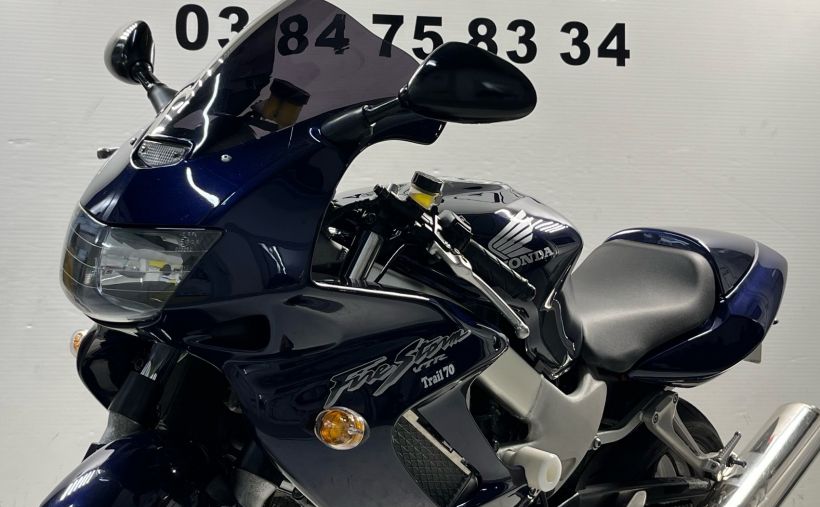 HONDA VTR 1000 F 4