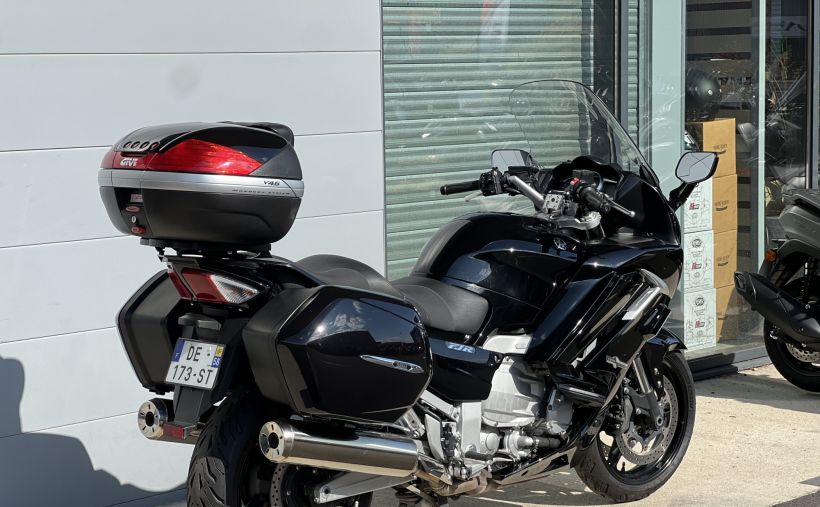YAMAHA FJR 1300 AE 2