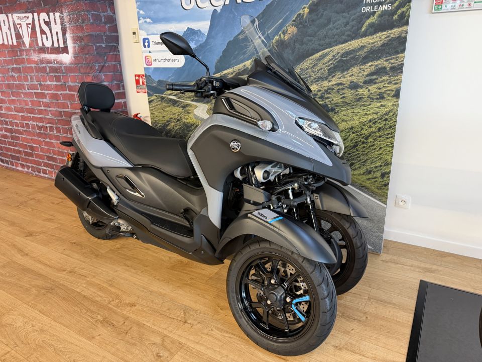 YAMAHA TRICITY 300 2