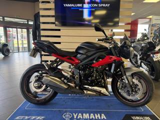TRIUMPH STREET TRIPLE 675 R - 2015