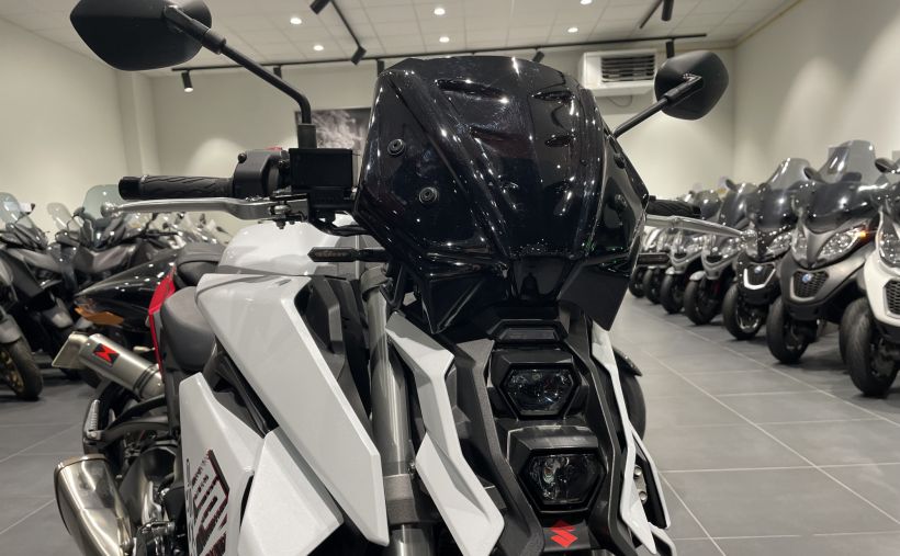 SUZUKI GSX-S 950 4