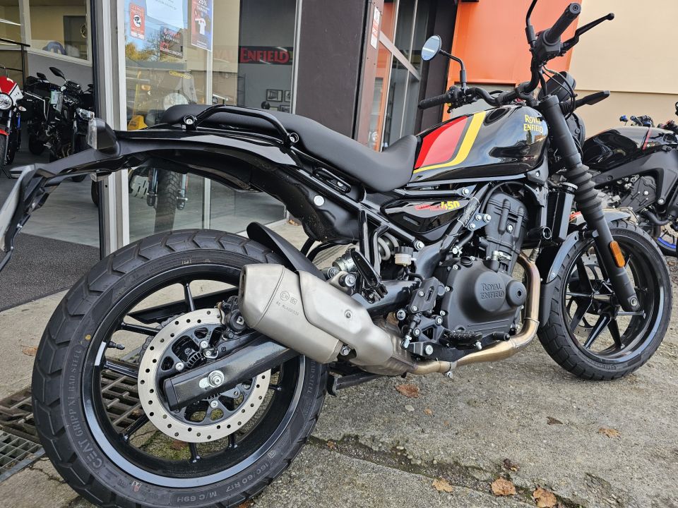 ROYAL ENFIELD GUERILLA 8