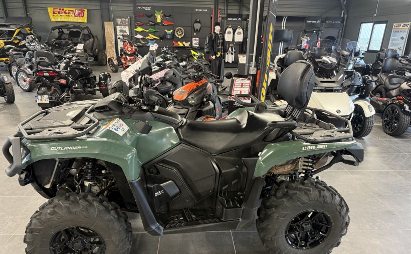 CAN-AM OUTLANDER DPS 700 T 0