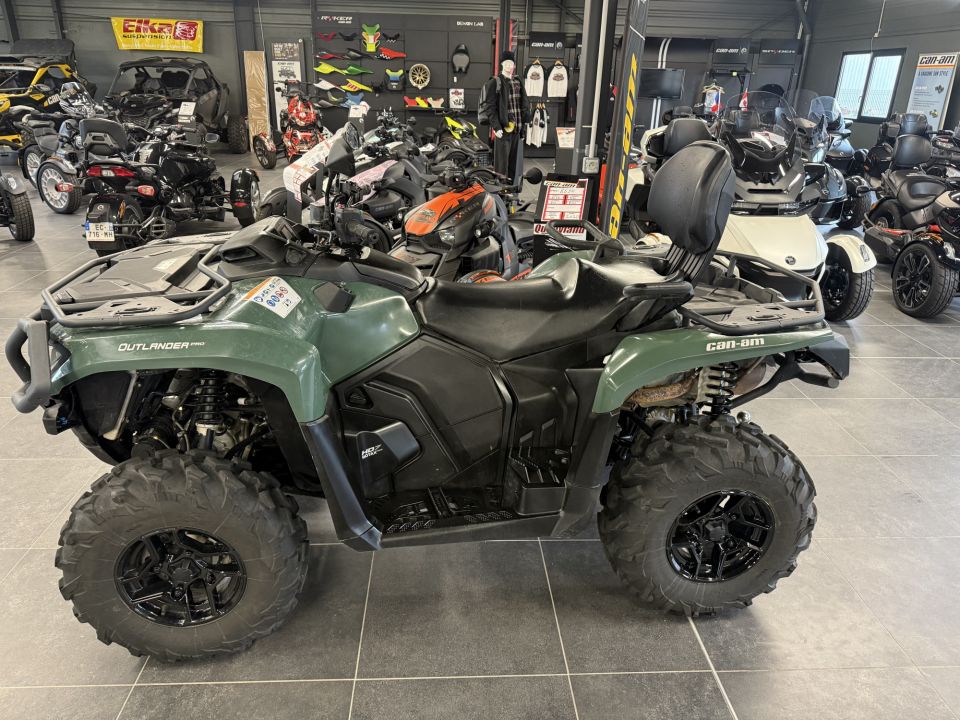 CAN-AM OUTLANDER DPS 700 T 0