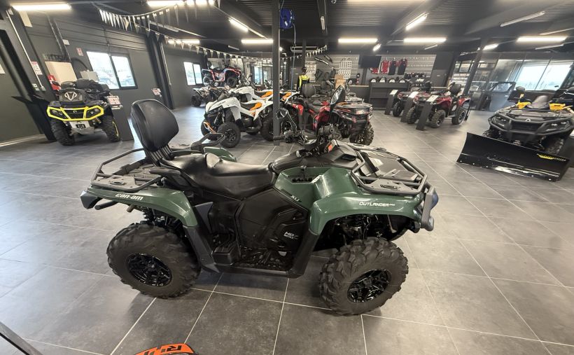 CAN-AM OUTLANDER DPS 700 T 10