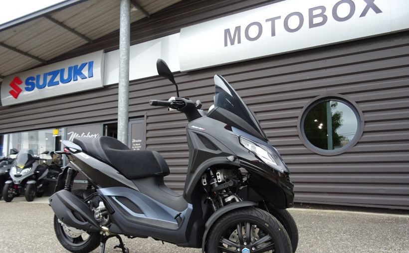 PIAGGIO MP3 300 HPE 0