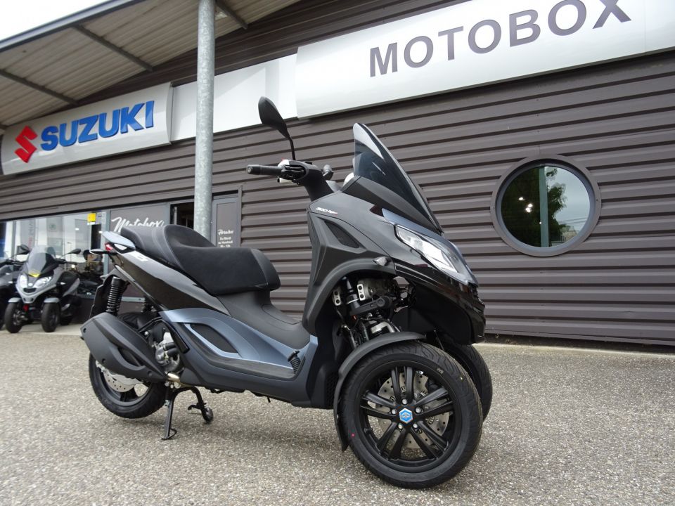 PIAGGIO MP3 300 HPE 0