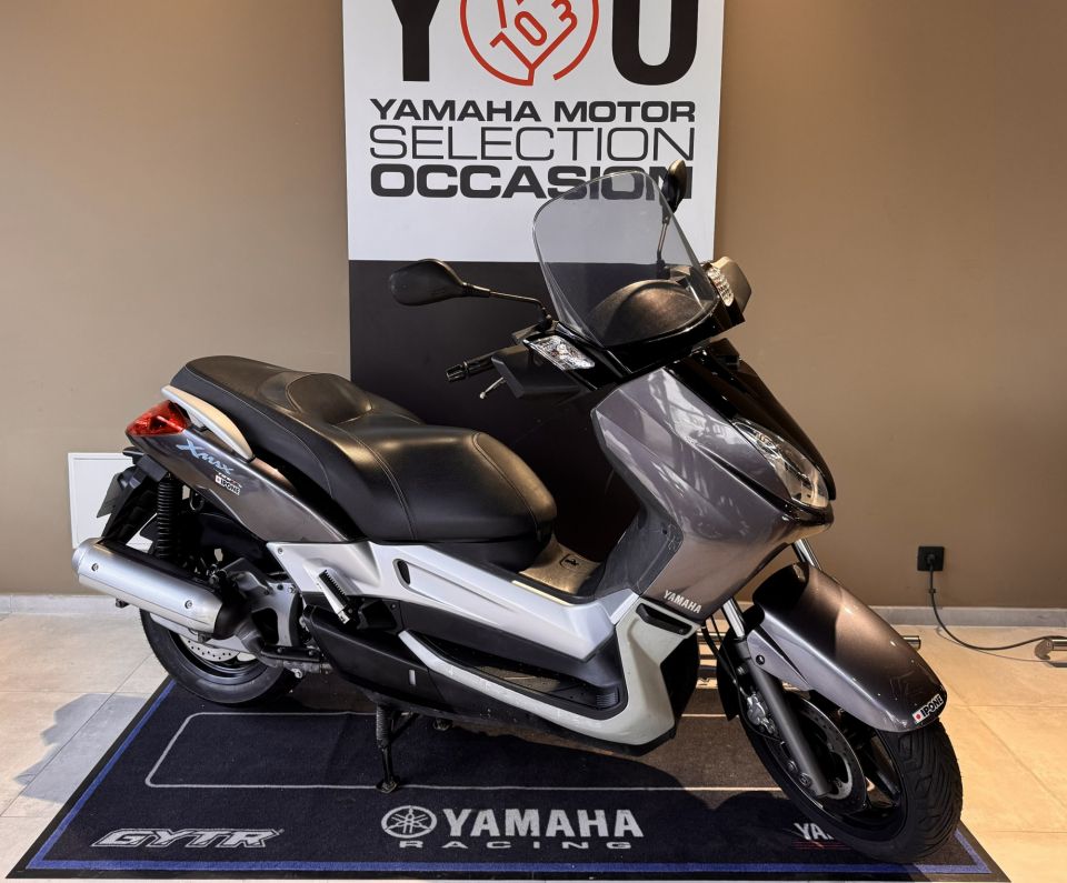 YAMAHA XMAX 125 0
