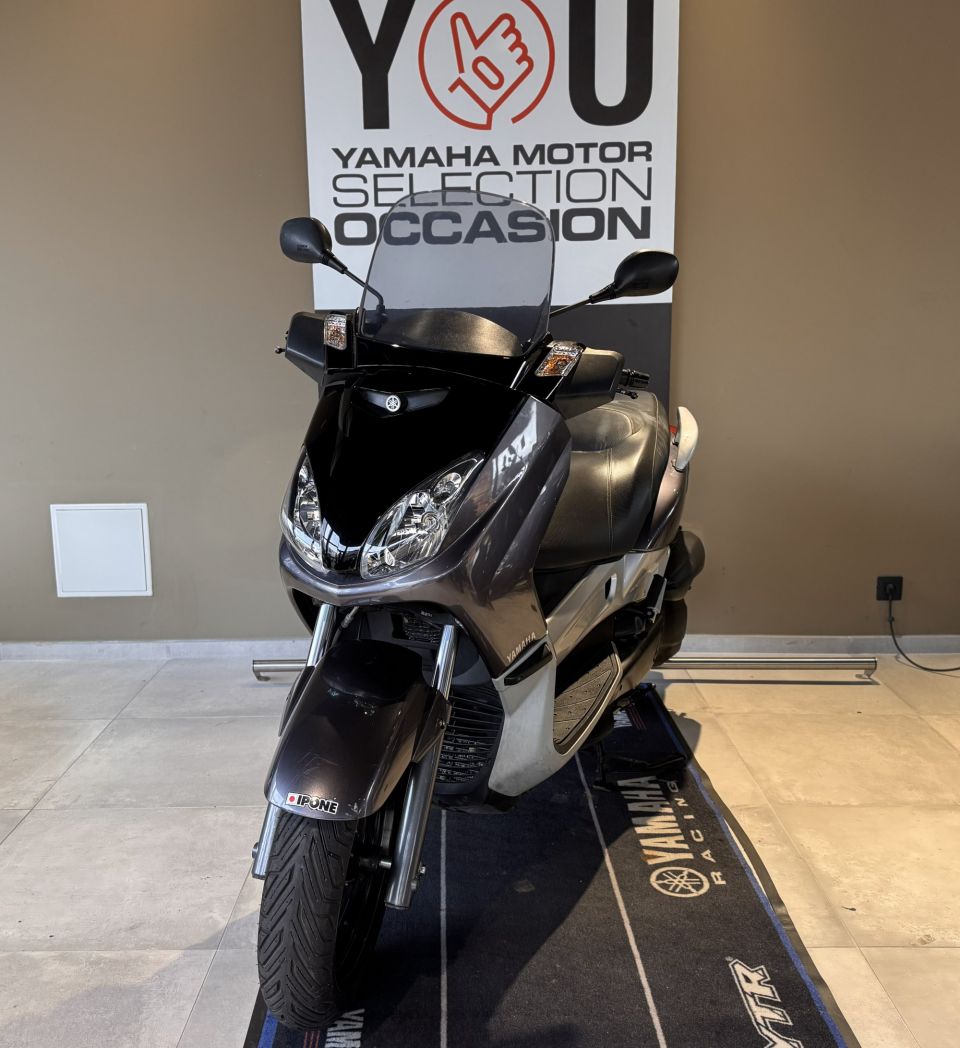 YAMAHA XMAX 125 2