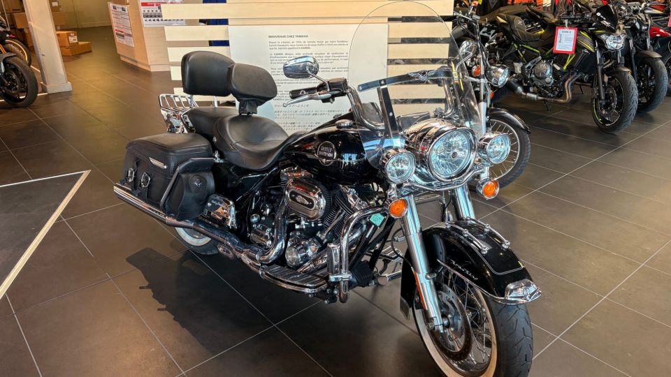 HARLEY-DAVIDSON TOURING ROAD KING 1584 CLASSIC 0