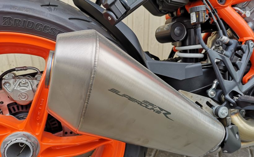 KTM 1290 SUPER DUKE R EVO 8