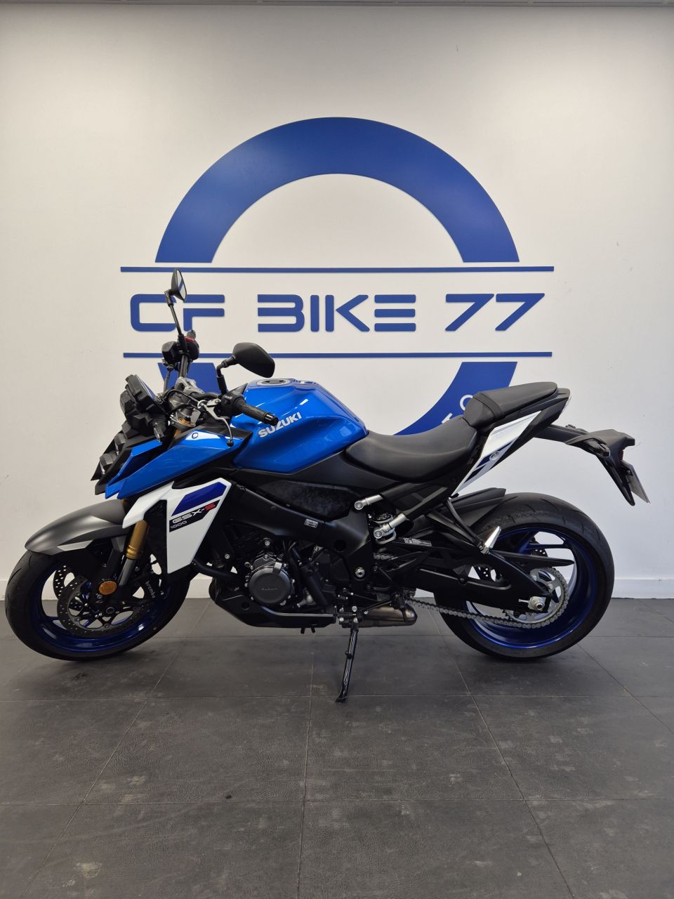SUZUKI GSX-S 1000 ABS 2