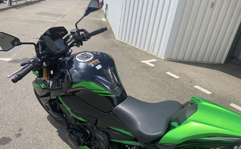 KAWASAKI Z900 SE 4