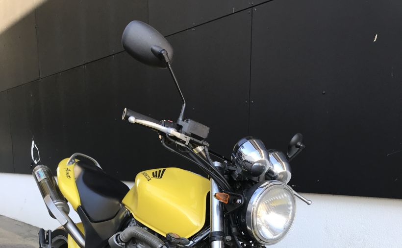 HONDA CB 600 HORNET 12