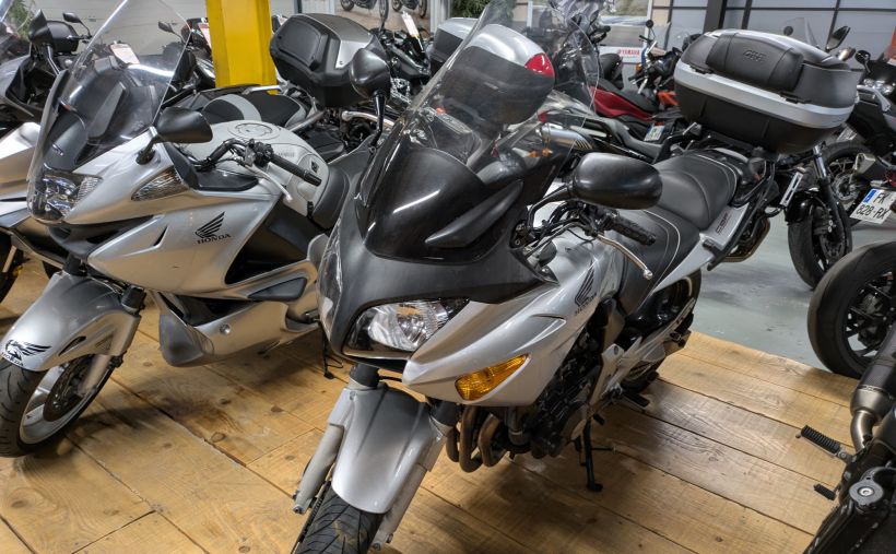 HONDA CBF 600 S 30
