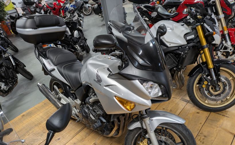 HONDA CBF 600 S 60