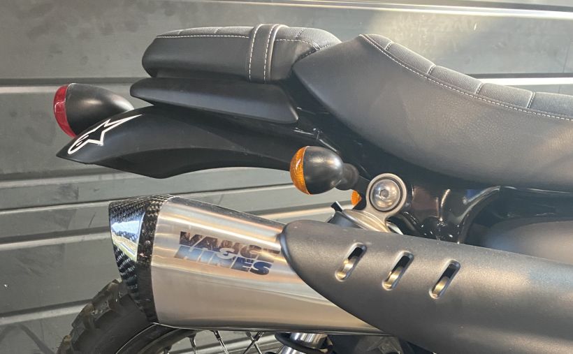TRIUMPH STREET SCRAMBLER  900 1