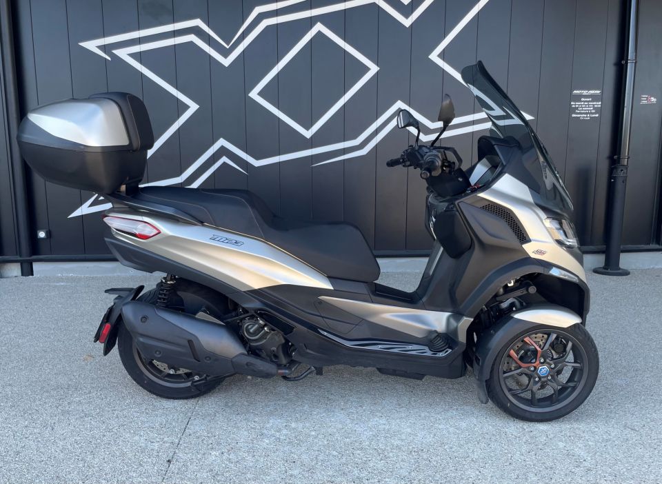PIAGGIO MP3 530 HPE EXCLUSIVE 0