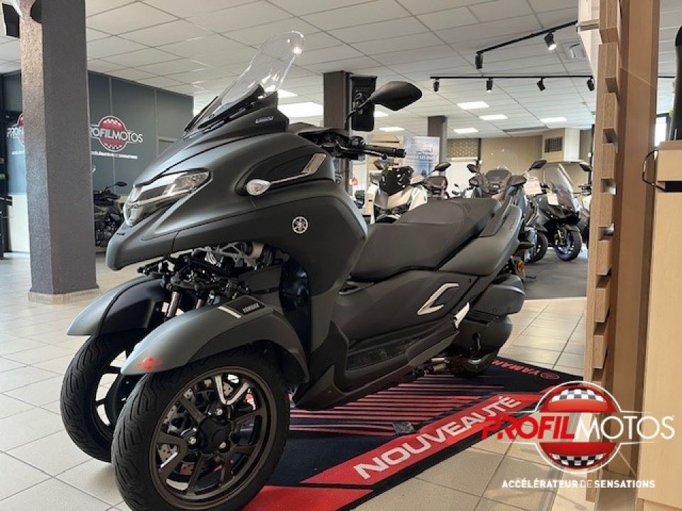 YAMAHA TRICITY 300 2