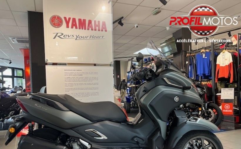 YAMAHA TRICITY 300 3