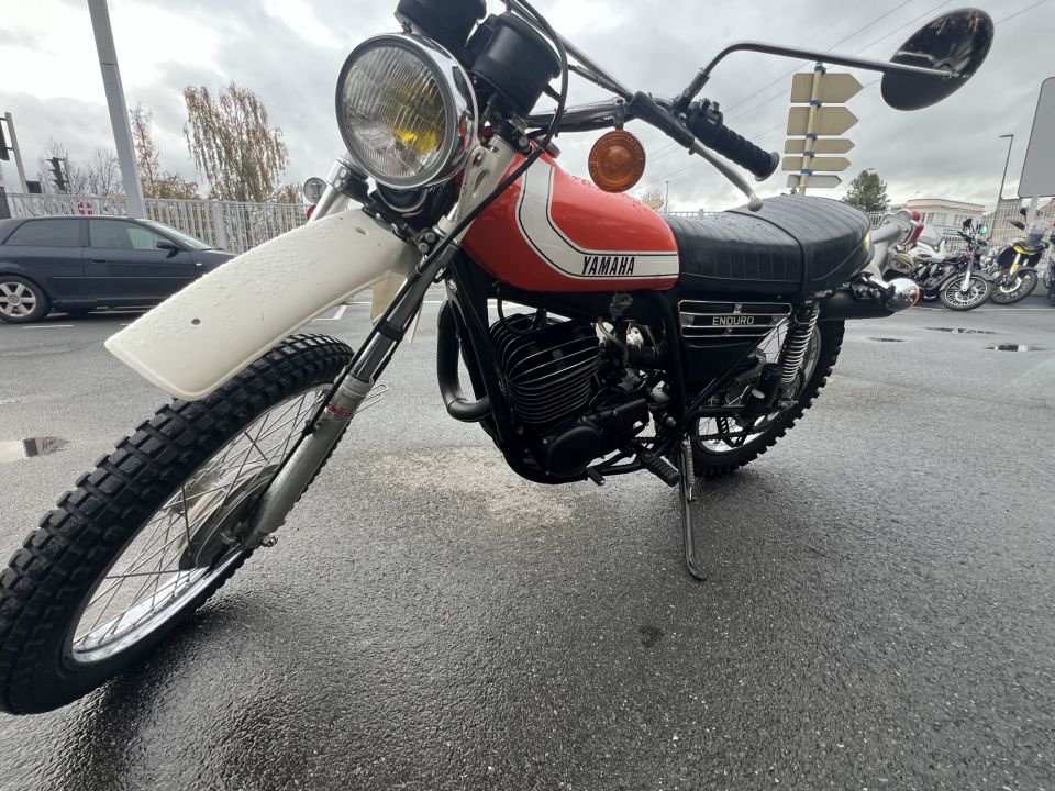 YAMAHA DT 250 33