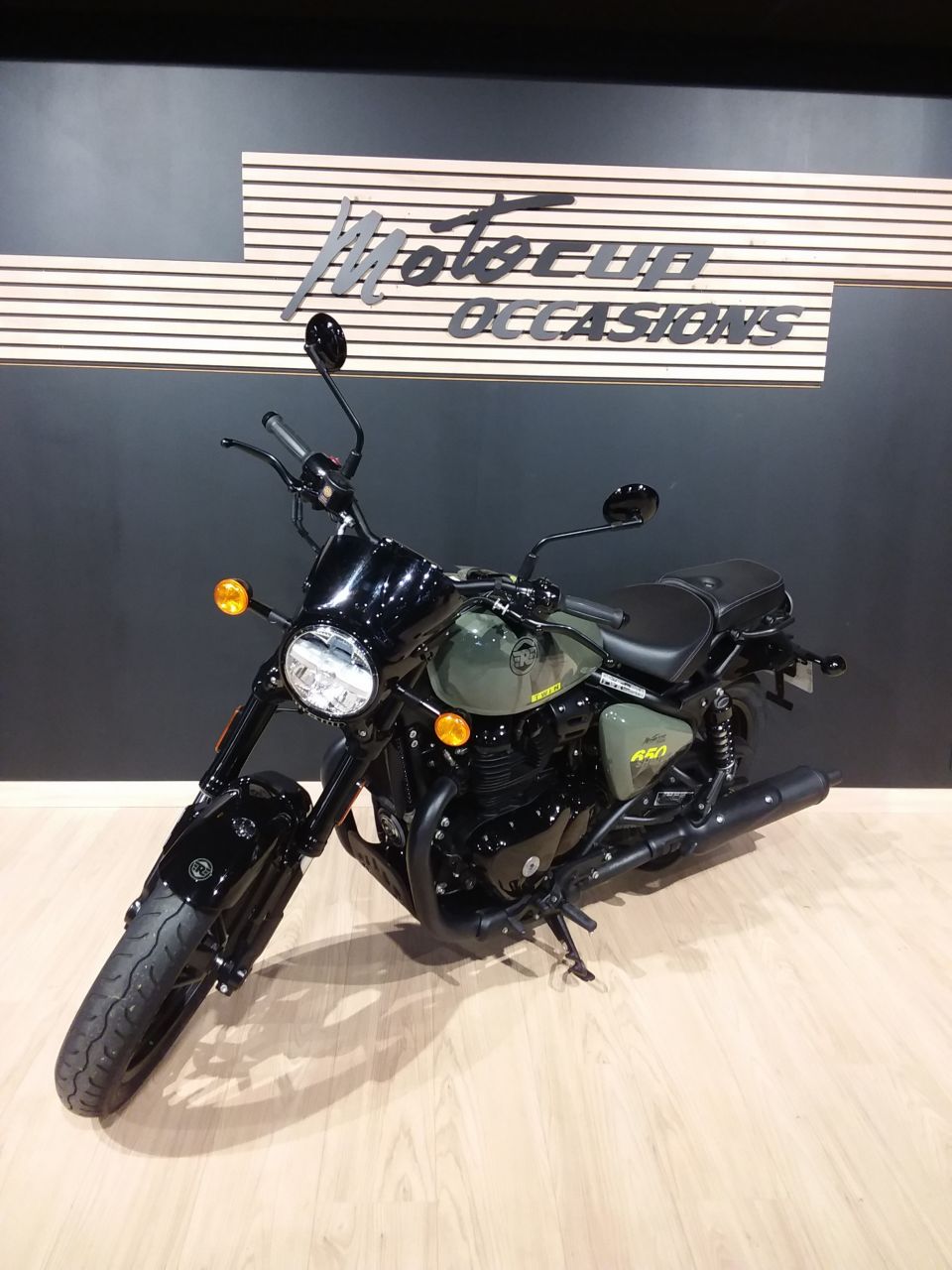 ROYAL ENFIELD SHOTGUN 650 2