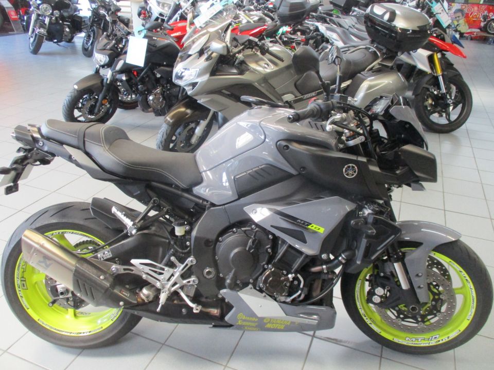 YAMAHA MT-10 40