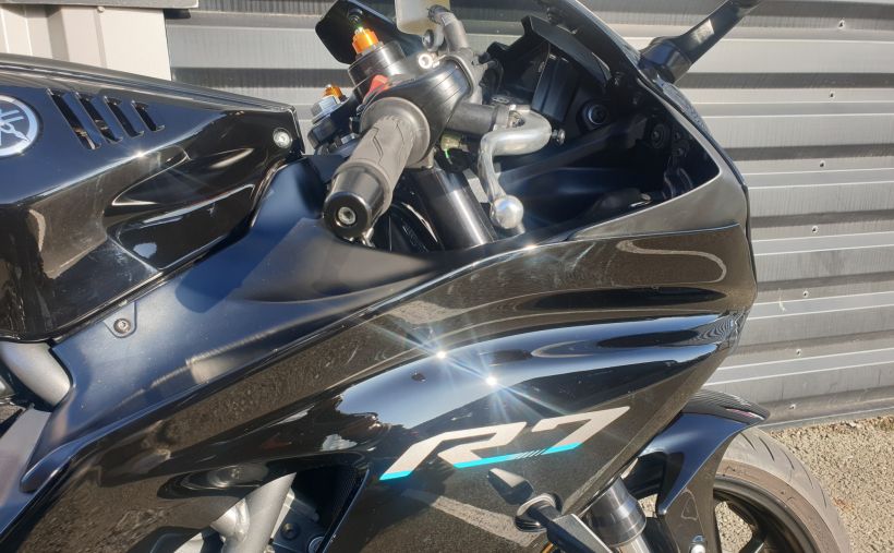 YAMAHA R7 10