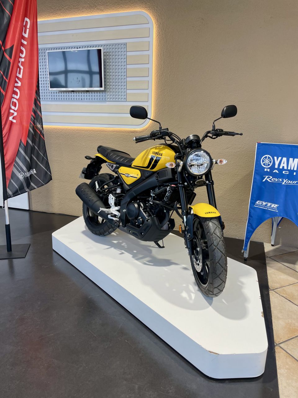 YAMAHA XSR 125 0