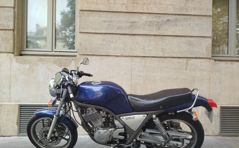 YAMAHA SRX 1