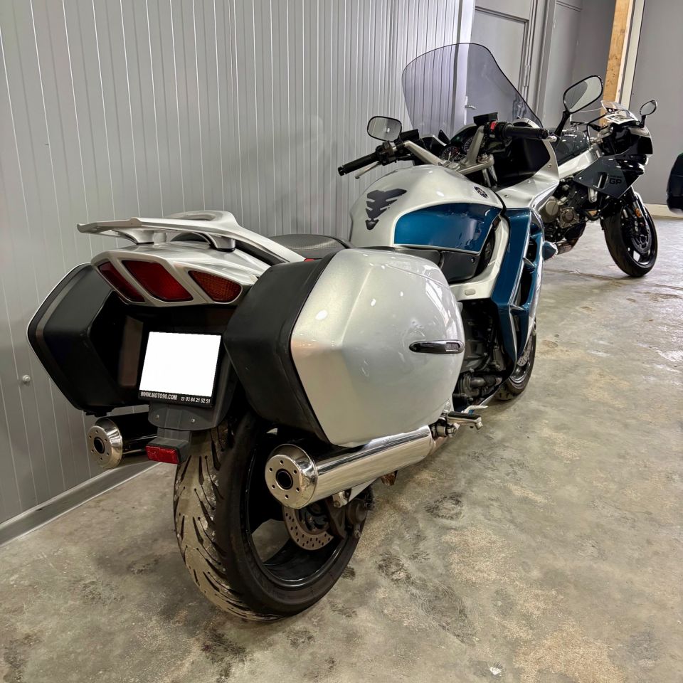 YAMAHA FJR 1300 6