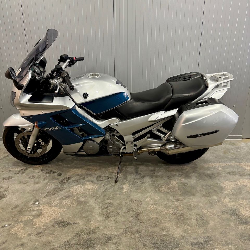 YAMAHA FJR 1300 9