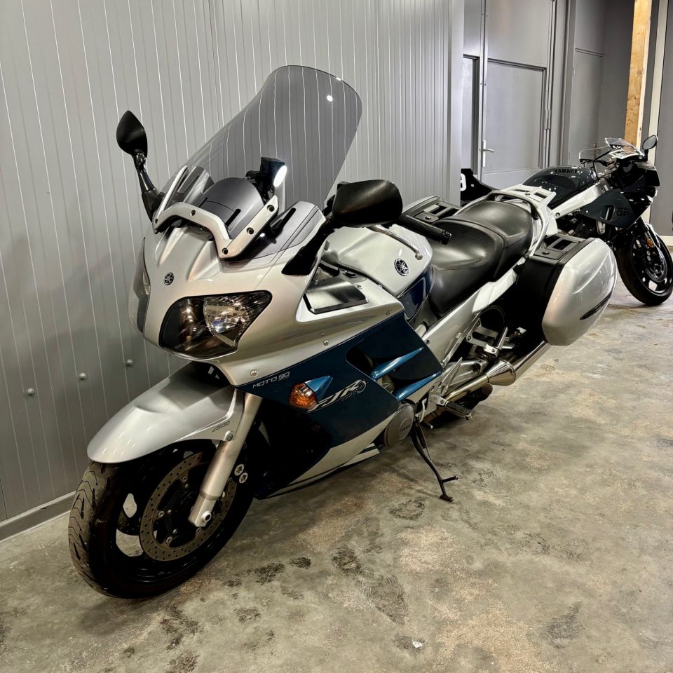 YAMAHA FJR 1300 12
