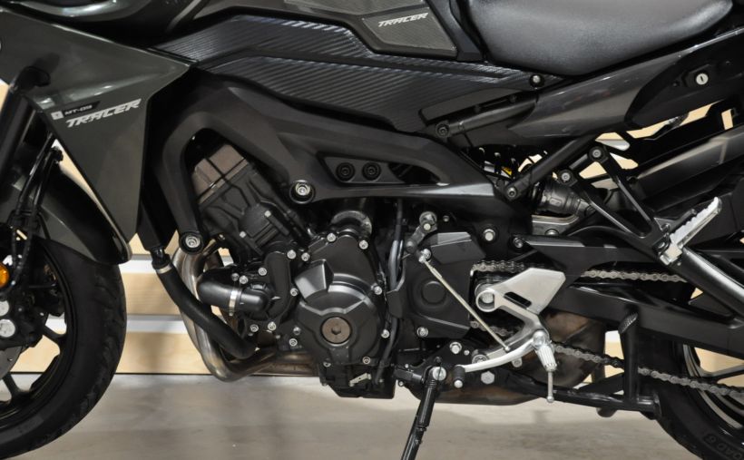 YAMAHA TRACER 900 9