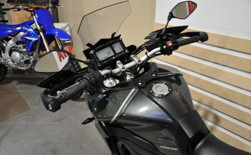 YAMAHA TRACER 900 13